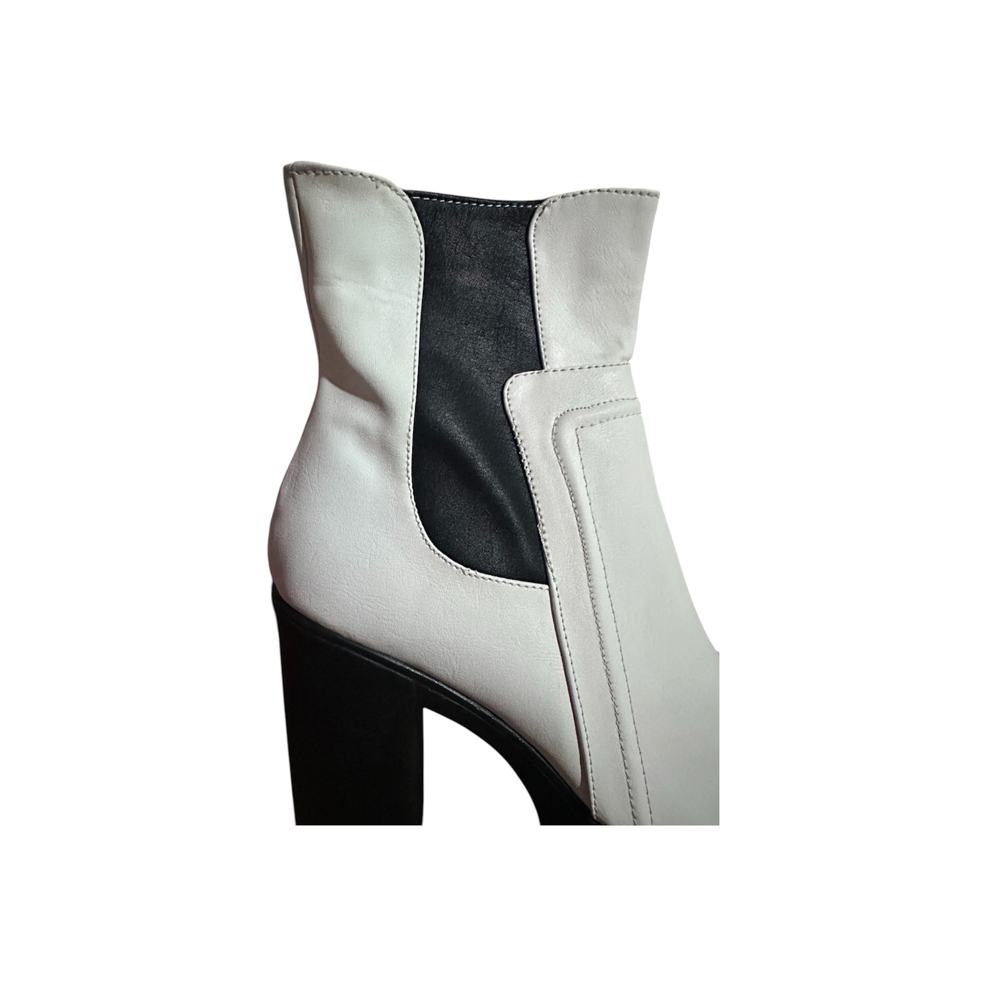 Bota Milán - Imagen 2